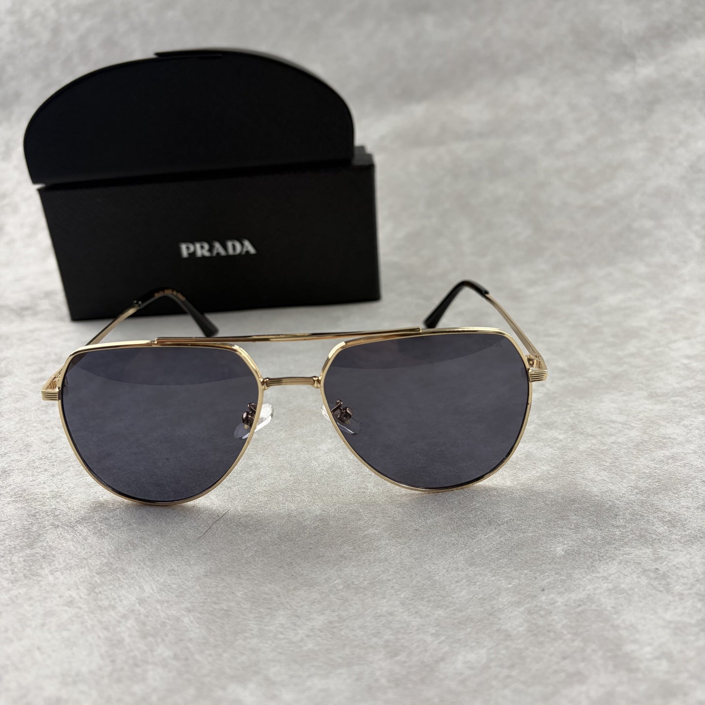 Modern Gold Aviator Sunglasses - UV Protection Metal Frame Shades