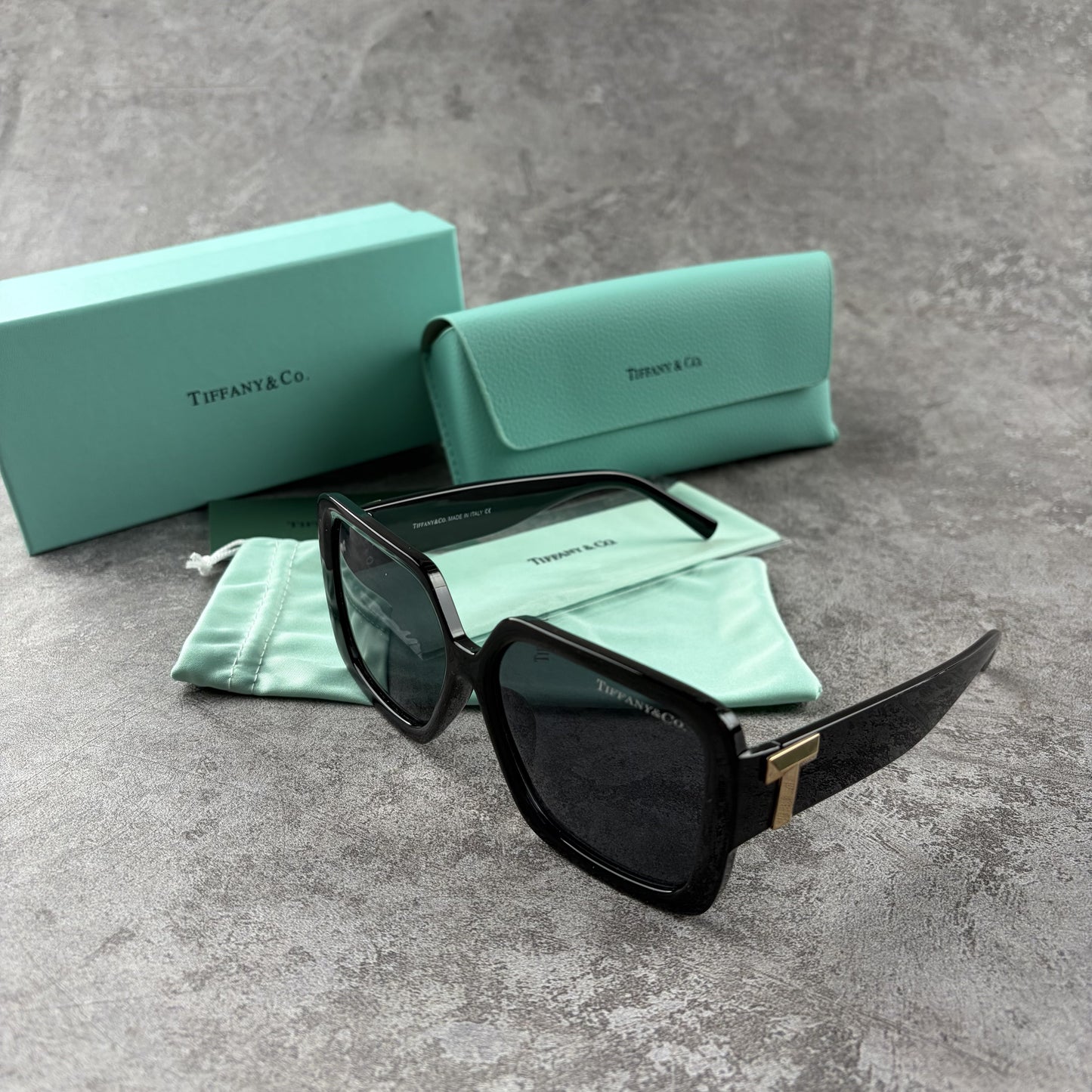 Modern Oversized Square Sunglasses - UV Protection Acetate Frames